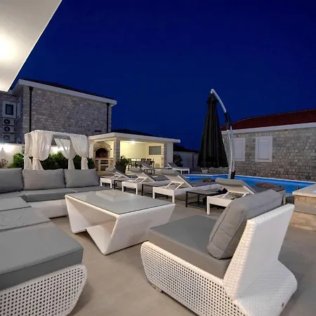 Luxury Miriam With Private Pool And Jet Pool Near Dubrovnik Villa